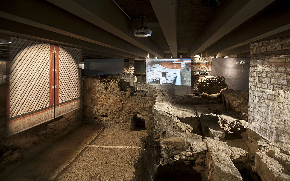 Crypte archéologique de l'Ile de la Cité - Photo 2