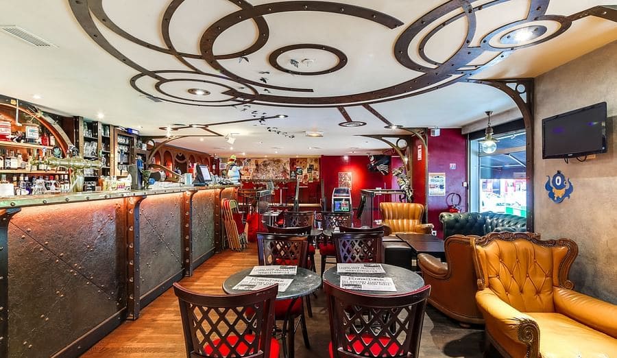 Dernier Bar avant la Fin du Monde