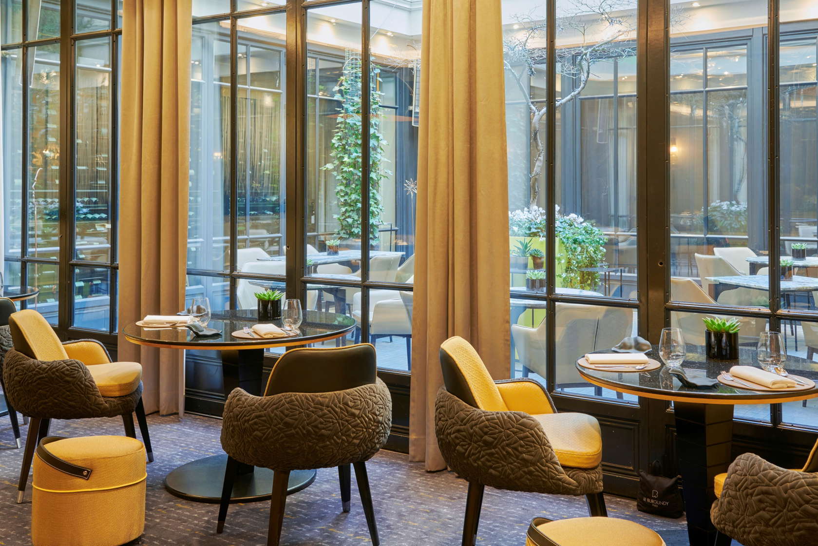 Hôtel Burgundy - Photo 3