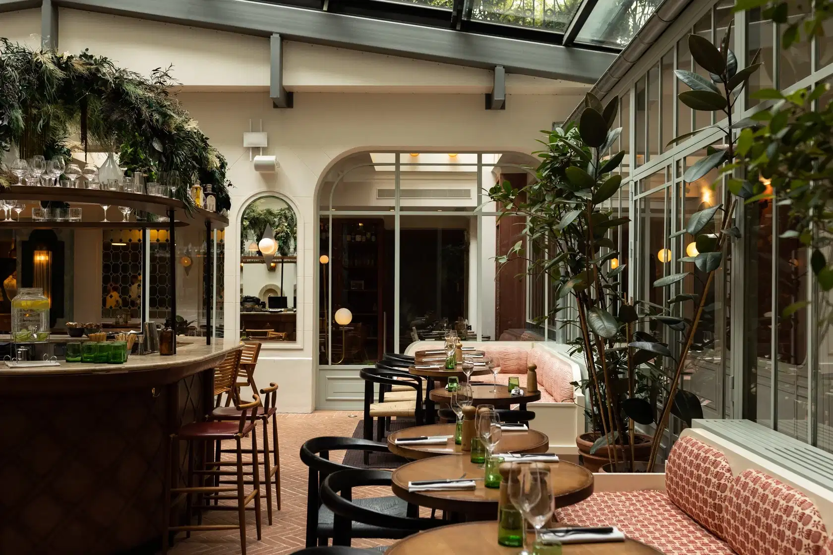 Hôtel des Grands Boulevards - Photo 2