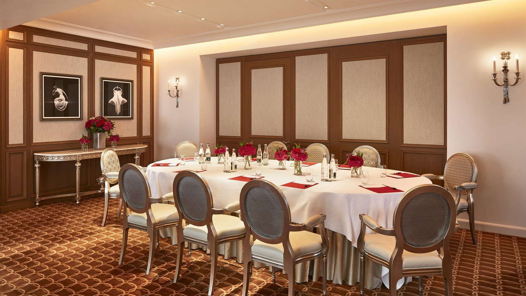 Hôtel Plaza Athénée Paris - Photo 5