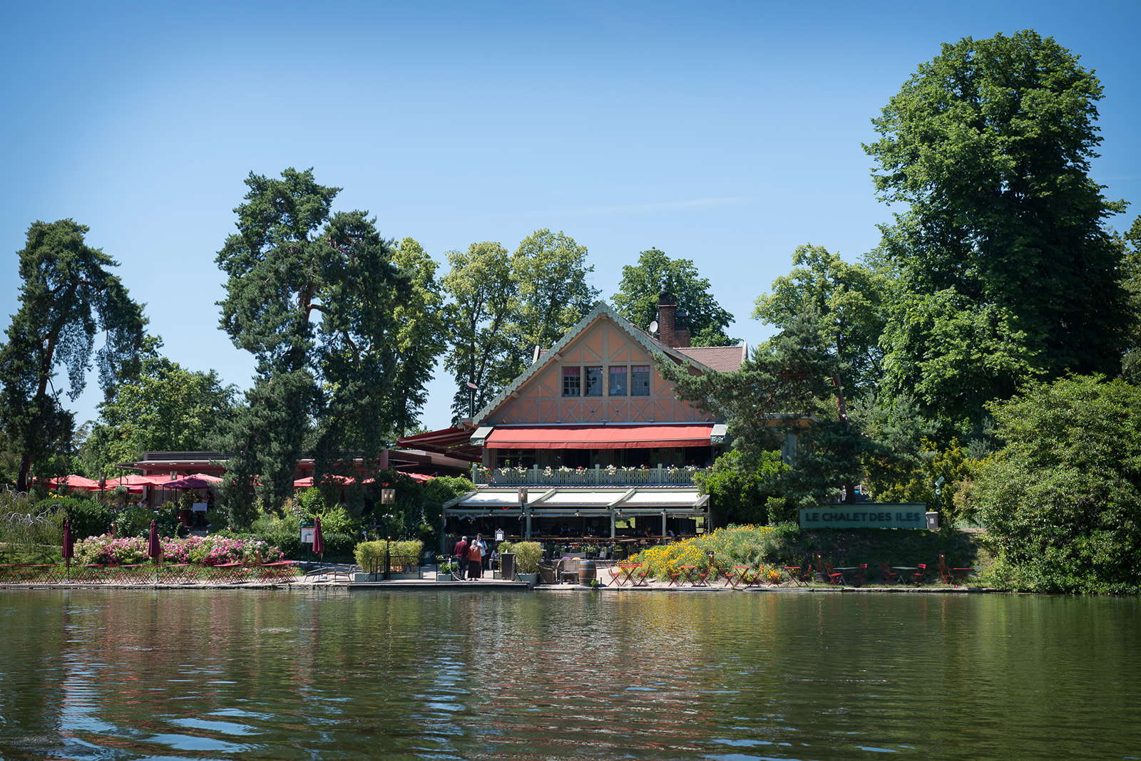 Le Chalet des Îles Bois de Boulogne - Photo 1