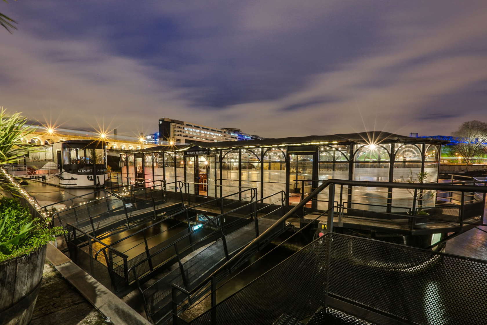 Le Kiosque Flottant - Photo 1
