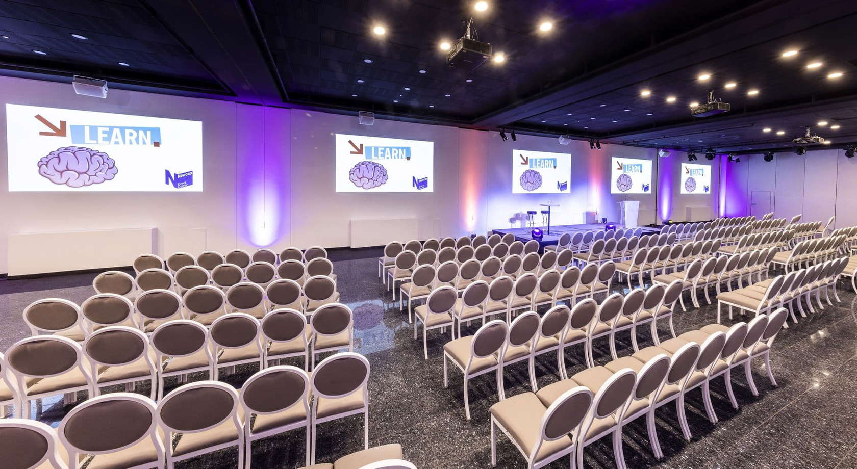 Newcap Event Center & Rooftop Paris - Photo 4
