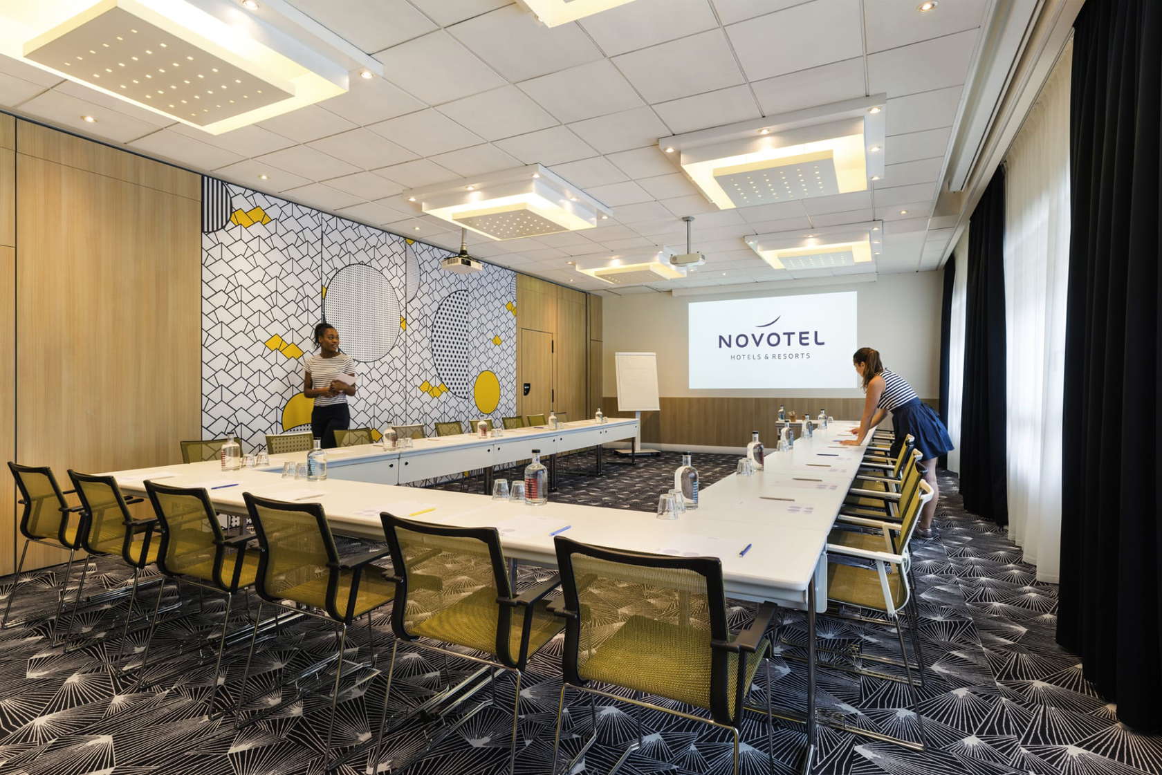 Novotel Paris Centre Gare Montparnasse - Photo 1