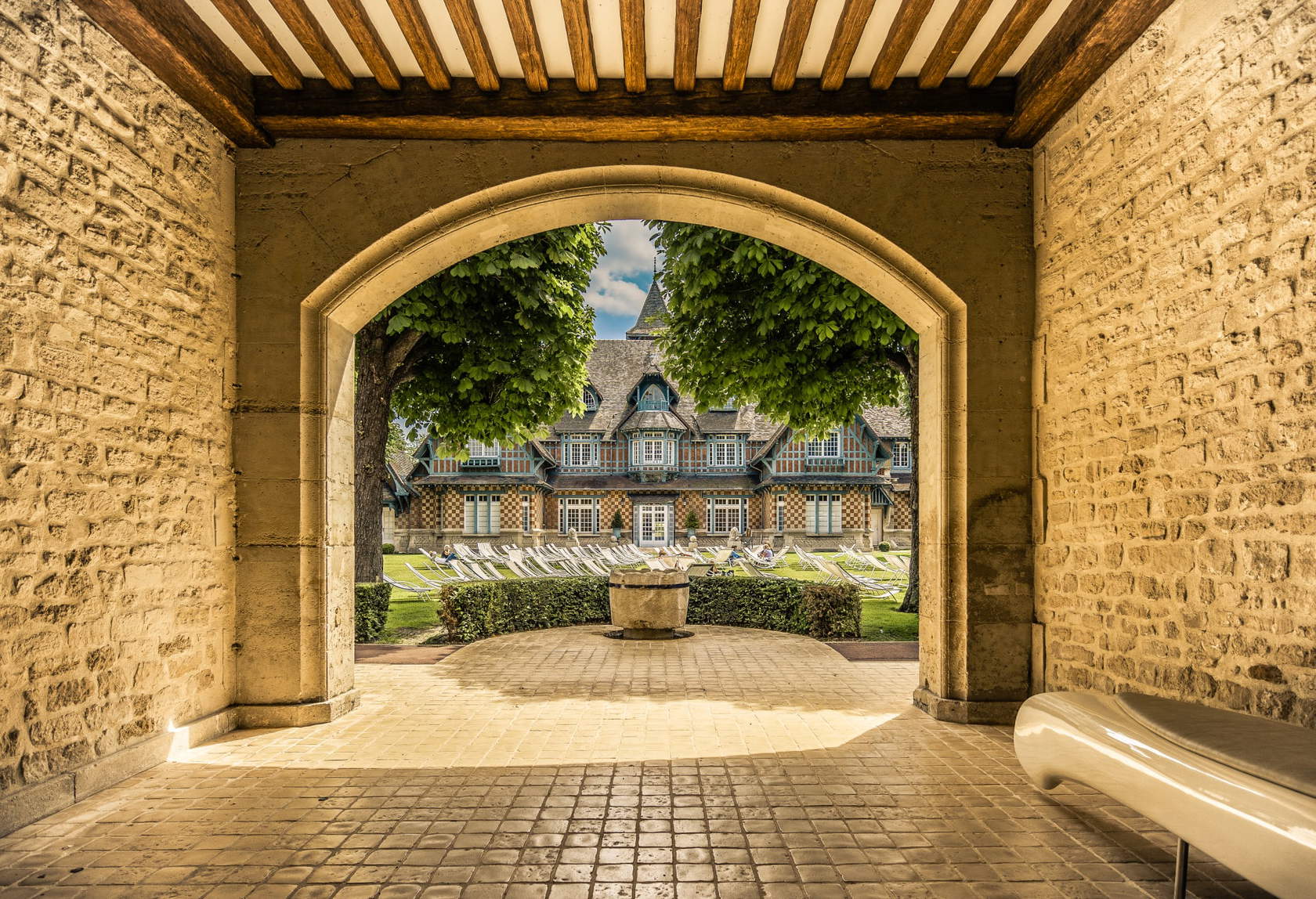 Ce qu'il faut savoir sur le Paris Country Club - Le Manoir avant d'organiser votre événement