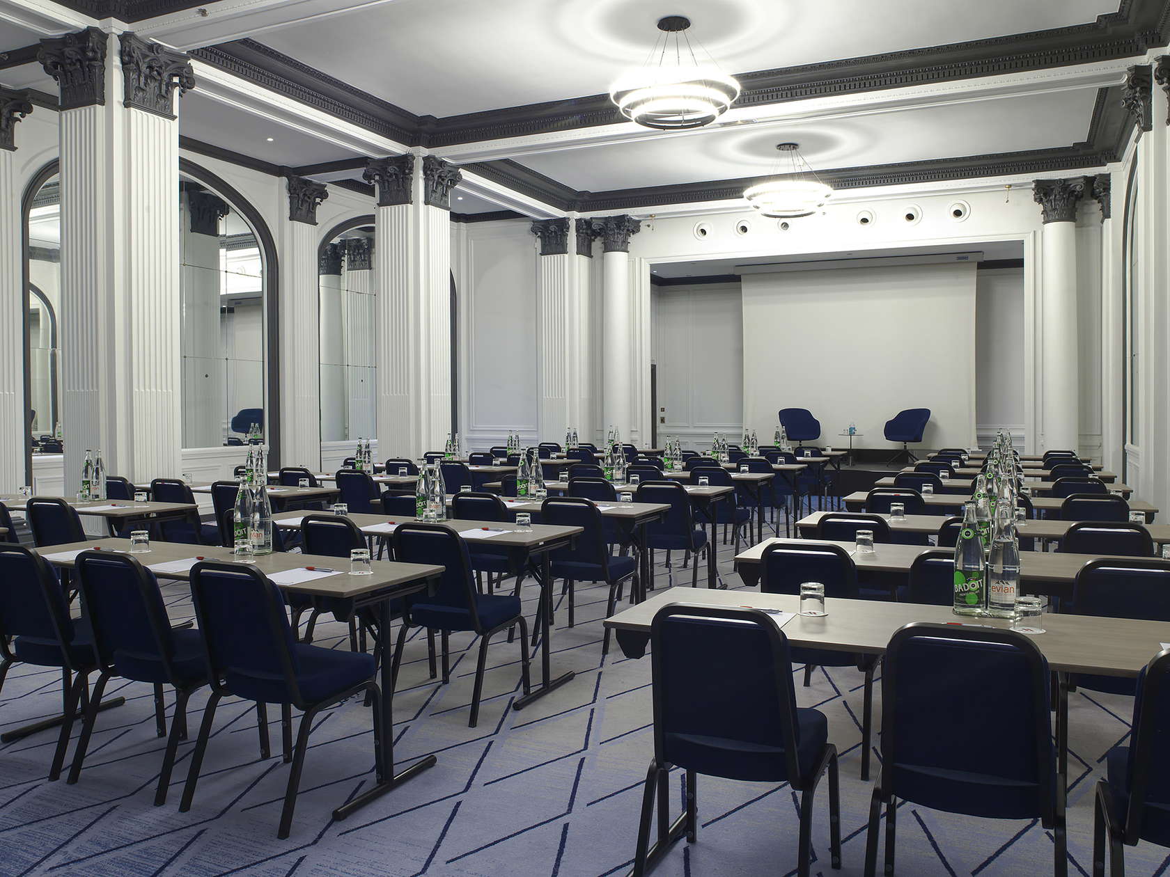 Paris Marriott Opera Ambassador Hôtel - Photo 1