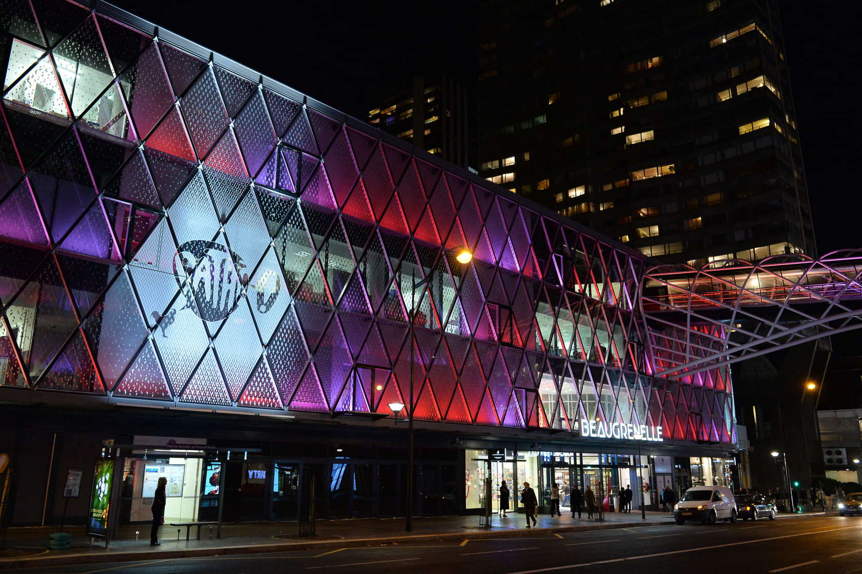 Pathé Beaugrenelle - Photo 1
