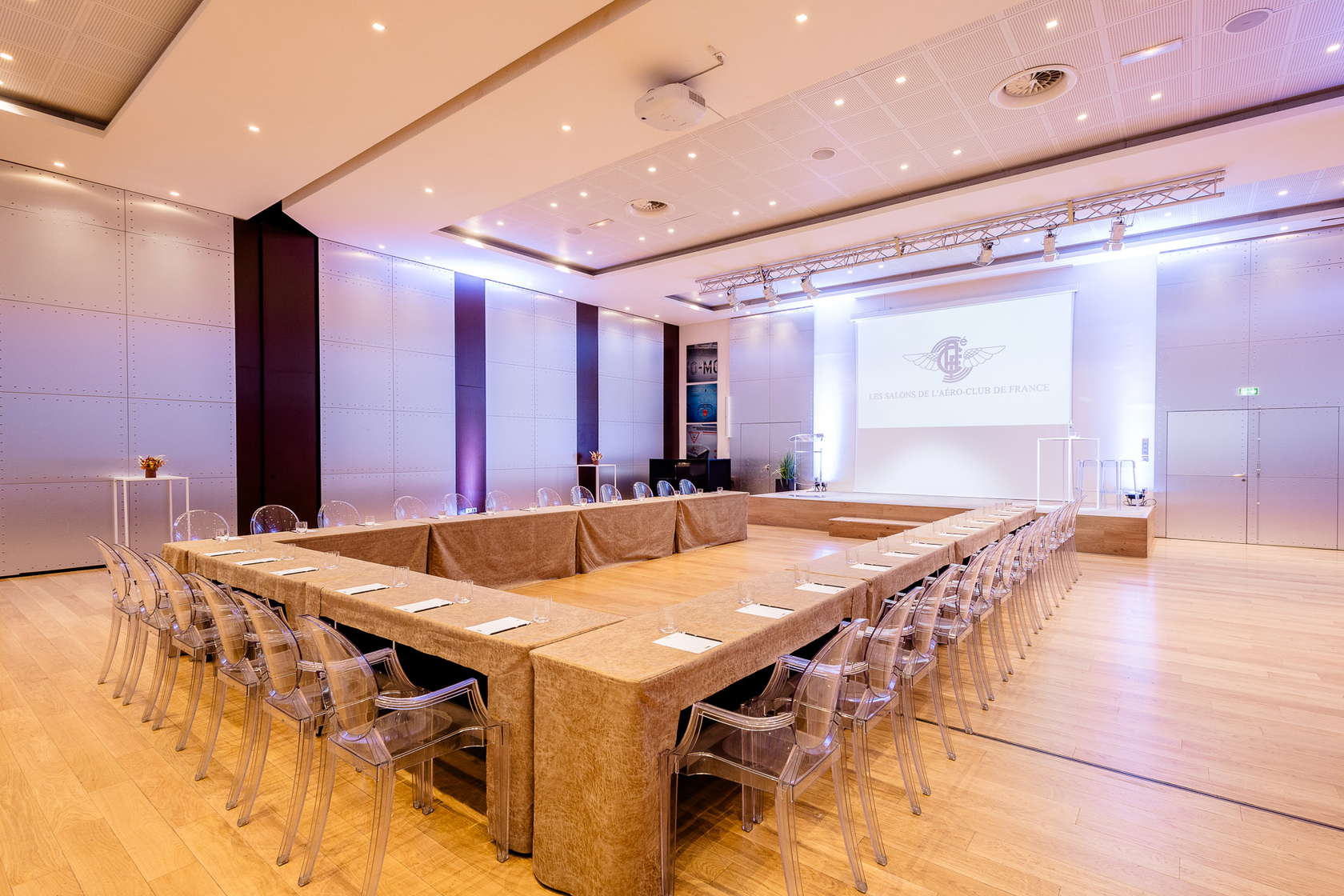 Salons de l'Aéro-Club de France - Photo 4
