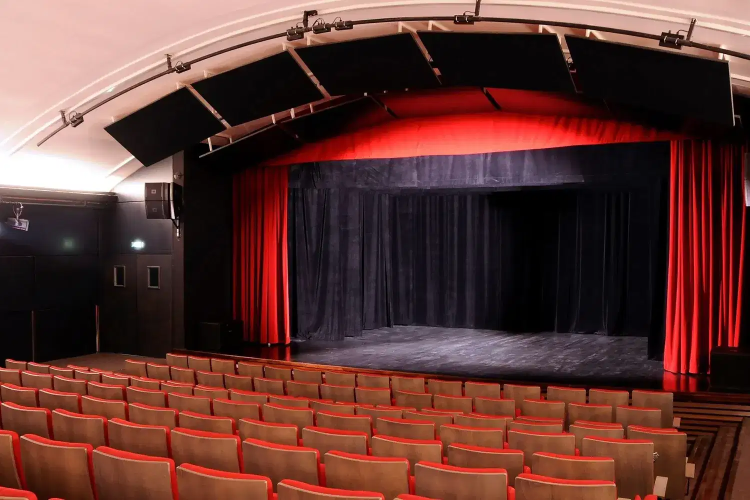 Théâtre Traversière - Photo 1