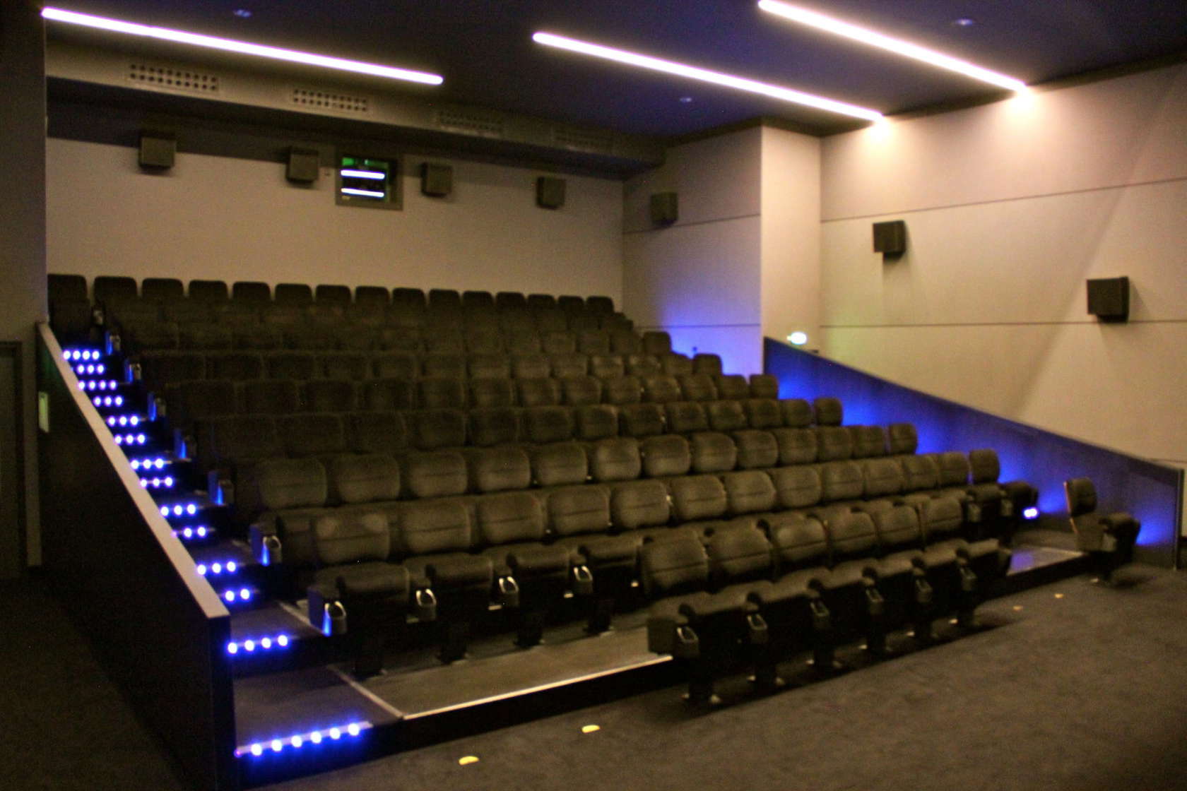 Ugc Ciné Cité Paris 19 - Photo 4